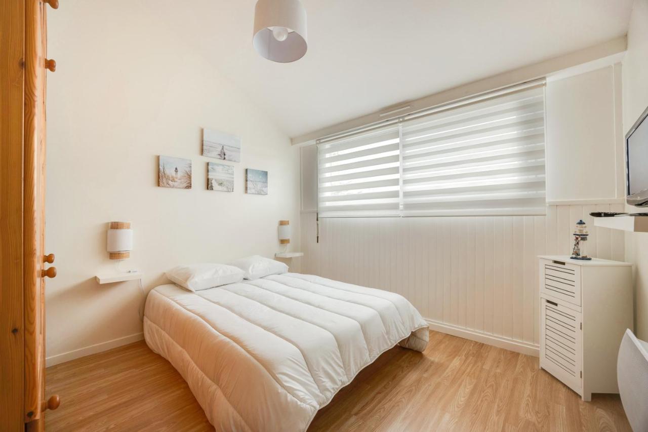Aux Beaux Coquillages Apartment Courseulles-sur-Mer Exterior photo